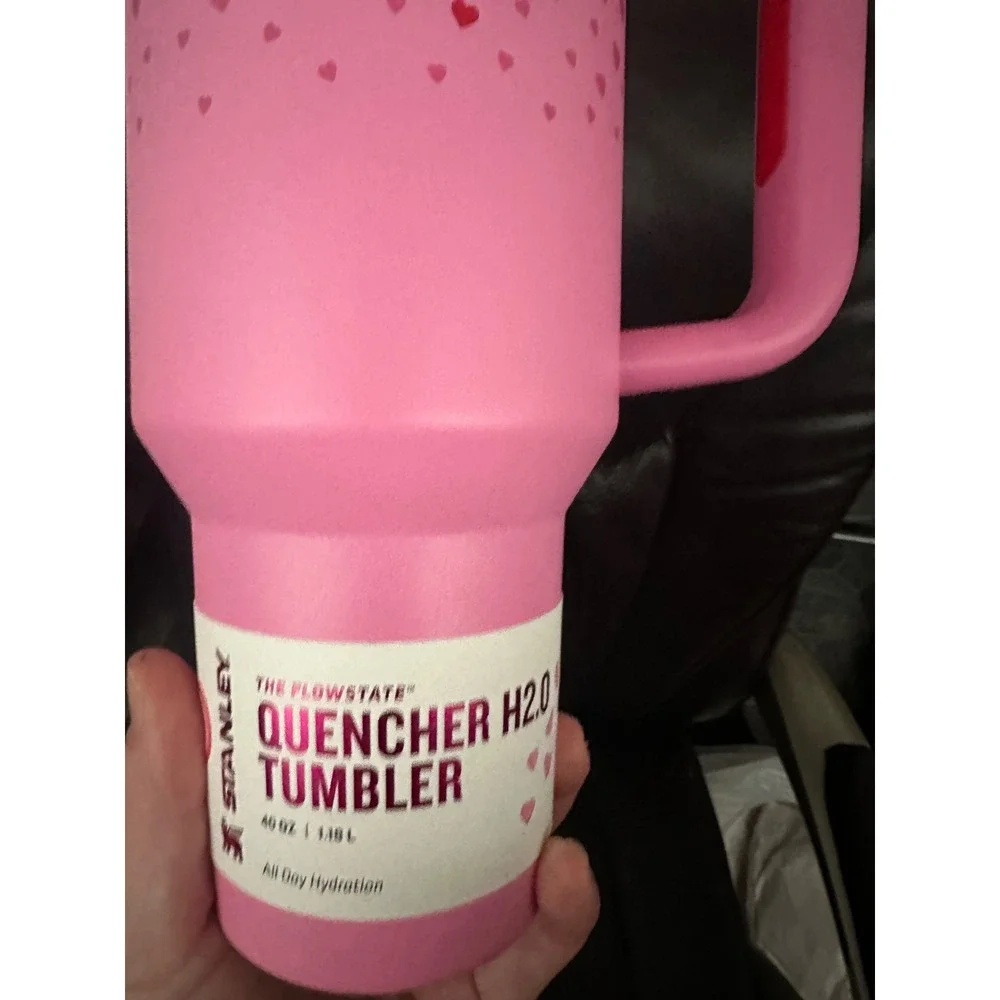 Stanley Quencher H2O Tumbler 40 oz‎ Pink Hearts Flowstate Travel Mug - Picture 3 of 8